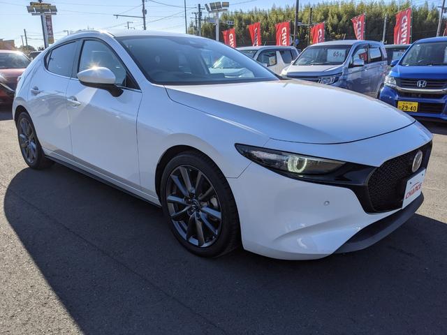 ＭＡＺＤＡ３ファストバック ２０Ｓプロアクティブ　ツーリングセレクション　純正ナビ　地デジＴＶ　ＥＴＣ　パワーシート　シートヒーター　ステアリングヒーター　ＣＤ　ＤＶＤ　ｂｌｕｅｔｏｏｔｈ　ＵＳＢ　ＨＤＭＩ　バックカメラ　レーダークルーズコントロール　純正１８インチアルミ（5枚目）