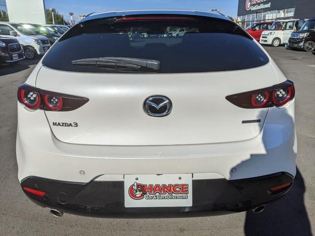 ＭＡＺＤＡ３ファストバック ２０Ｓプロアクティブ　ツーリングセレクション　純正ナビ　地デジＴＶ　ＥＴＣ　パワーシート　シートヒーター　ステアリングヒーター　ＣＤ　ＤＶＤ　ｂｌｕｅｔｏｏｔｈ　ＵＳＢ　ＨＤＭＩ　バックカメラ　レーダークルーズコントロール　純正１８インチアルミ（8枚目）