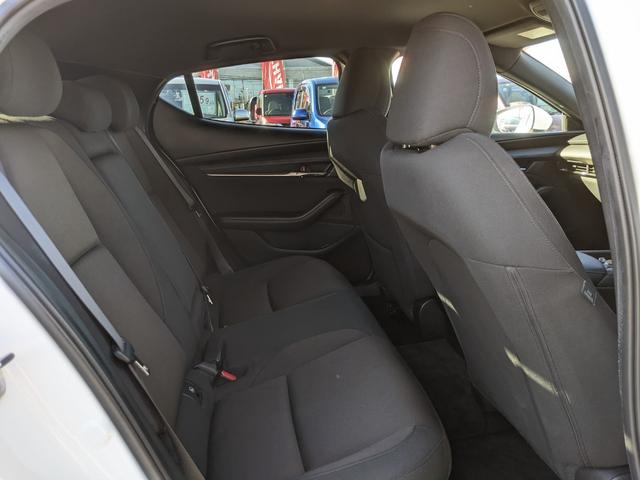 ＭＡＺＤＡ３ファストバック ２０Ｓプロアクティブ　ツーリングセレクション　純正ナビ　地デジＴＶ　ＥＴＣ　パワーシート　シートヒーター　ステアリングヒーター　ＣＤ　ＤＶＤ　ｂｌｕｅｔｏｏｔｈ　ＵＳＢ　ＨＤＭＩ　バックカメラ　レーダークルーズコントロール　純正１８インチアルミ（40枚目）