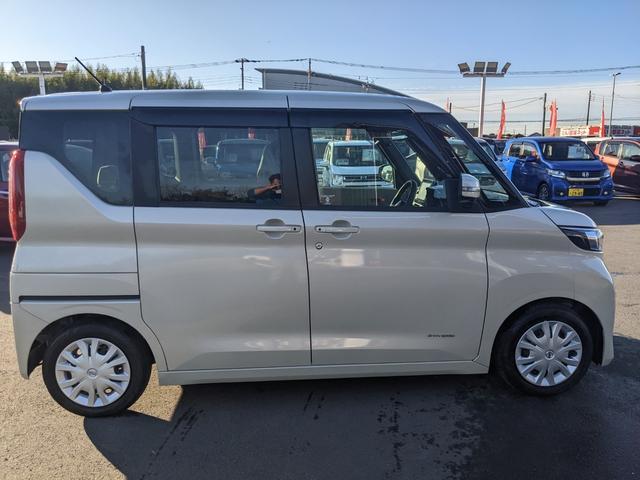 ルークス X 両側パワースライドドア 純正9インチナビ アラウンドビューモニター CD DVD フルセグTV コーナーセンサー 電動格納ミラー オートライト(6枚目)