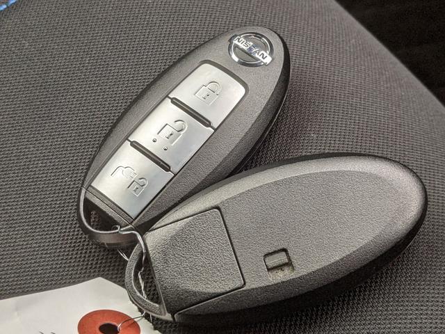 リーフ X 10万台記念車 純正ナビ バックカメラ bluetooth シートヒーター ステアリングヒーター CD レーダークルーズコントロール 衝突軽減ブレーキETC 純正17インチアルミホイール コーナーセンサー(30枚目)