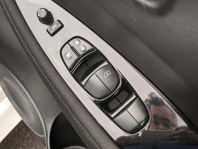 リーフ X 10万台記念車 純正ナビ バックカメラ bluetooth シートヒーター ステアリングヒーター CD レーダークルーズコントロール 衝突軽減ブレーキETC 純正17インチアルミホイール コーナーセンサー(33枚目)