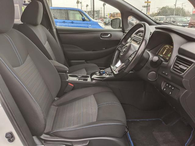 リーフ X 10万台記念車 純正ナビ バックカメラ bluetooth シートヒーター ステアリングヒーター CD レーダークルーズコントロール 衝突軽減ブレーキETC 純正17インチアルミホイール コーナーセンサー(36枚目)