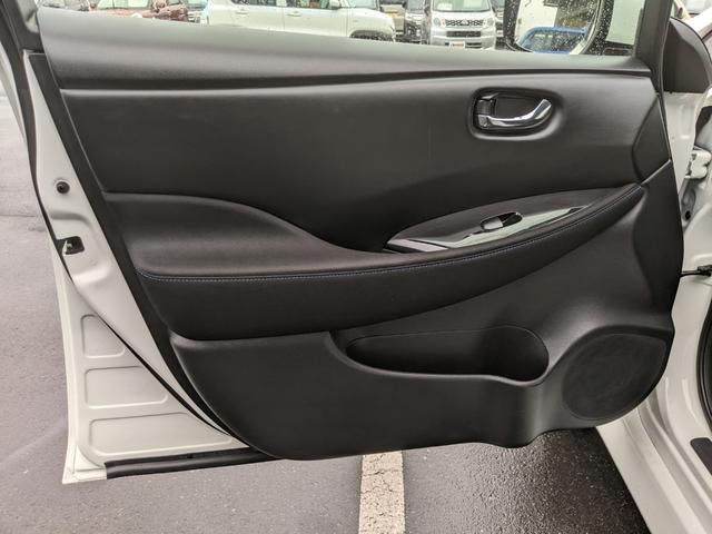 リーフ X 10万台記念車 純正ナビ バックカメラ bluetooth シートヒーター ステアリングヒーター CD レーダークルーズコントロール 衝突軽減ブレーキETC 純正17インチアルミホイール コーナーセンサー(50枚目)