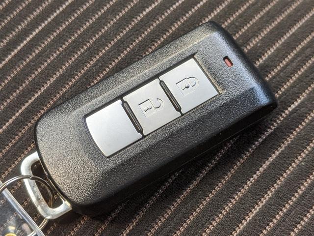 デイズ ハイウェイスターＸ　Ｖセレクション＋セーフティＩＩ　純正ナビ　Ｂｌｕｅｔｏｏｔｈ　Ｂカメラ　全方位カメラ　ＣＤ　ＤＶＤ　フルセグＴＶ　衝突被害軽減ブレーキ　横滑り防止　アイドリングストップ　電動格納ミラー　スマートキー　フォグランプ　純正１４インチＡＷ（26枚目）