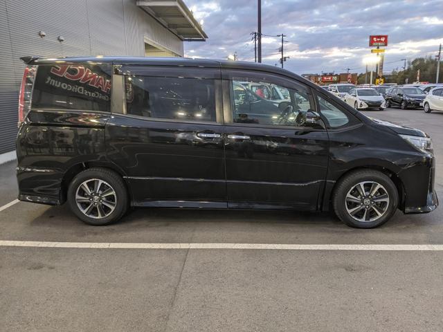 ノア Si ダブルバイビーII 純正ナビ Bカメラ Bluetooth 両側パワースライドドア 前ドラレコ フルセグTV CD 衝突被害軽減ブレーキ 横滑り防止 レーンアシスト LEDヘッドライト フォグランプ 純正16インチAW(6枚目)