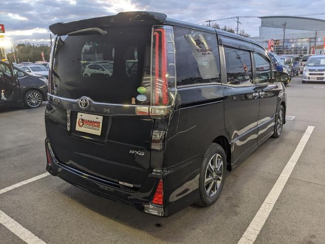 ノア Si ダブルバイビーII 純正ナビ Bカメラ Bluetooth 両側パワースライドドア 前ドラレコ フルセグTV CD 衝突被害軽減ブレーキ 横滑り防止 レーンアシスト LEDヘッドライト フォグランプ 純正16インチAW(7枚目)