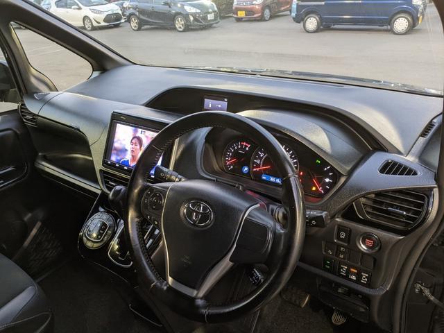 ノア Si ダブルバイビーII 純正ナビ Bカメラ Bluetooth 両側パワースライドドア 前ドラレコ フルセグTV CD 衝突被害軽減ブレーキ 横滑り防止 レーンアシスト LEDヘッドライト フォグランプ 純正16インチAW(32枚目)