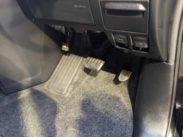 ノア Si ダブルバイビーII 純正ナビ Bカメラ Bluetooth 両側パワースライドドア 前ドラレコ フルセグTV CD 衝突被害軽減ブレーキ 横滑り防止 レーンアシスト LEDヘッドライト フォグランプ 純正16インチAW(35枚目)