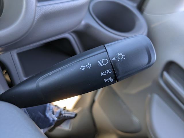 エブリイ PAリミテッド 未使用車 ハイルーフ ラジオ アイドリングストップ 横滑り防止 衝突被害軽減ブレーキ レーンアシスト コーナーセンサー キーレス(27枚目)