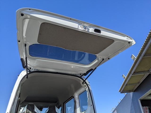 エブリイ PAリミテッド 未使用車 ハイルーフ ラジオ アイドリングストップ 横滑り防止 衝突被害軽減ブレーキ レーンアシスト コーナーセンサー キーレス(40枚目)