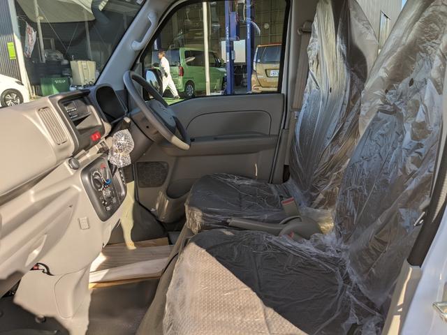 エブリイ PAリミテッド 未使用車 ハイルーフ ラジオ アイドリングストップ 横滑り防止 衝突被害軽減ブレーキ レーンアシスト コーナーセンサー キーレス(44枚目)