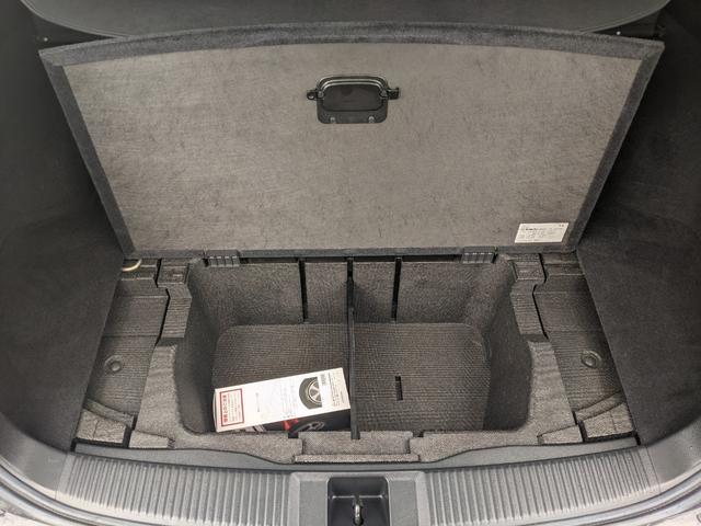 レヴォーグ １．６ＧＴ－Ｓアイサイト　プラウドエディション　カロッツェリアナビ　バックカメラ　サイドカメラ　フルセグＴＶ　ＣＤ　ＤＶＤ　ｂｌｕｅｔｏｏｔｈ　ＥＴＣ　レーダークルーズコントロール　前後ドライブレコーダー　４ＷＤ　パワーシート　衝突軽減ブレーキ（50枚目）