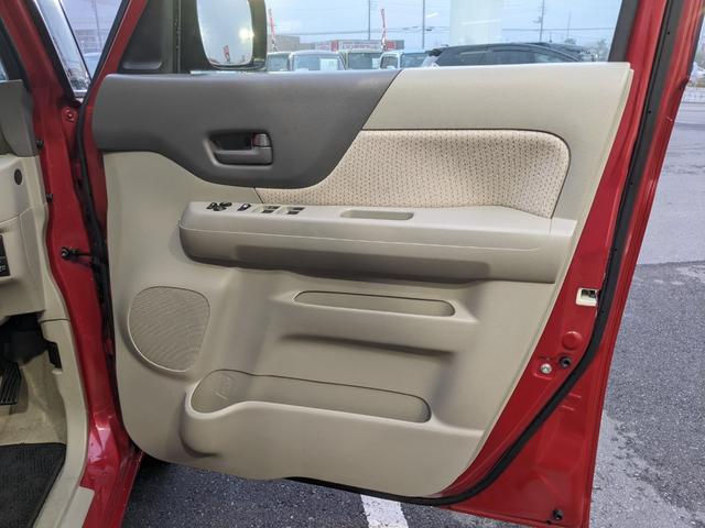 スペーシア Ｘ　社外ナビ　ＣＤ　ＤＶＤ　フルセグＴＶ　Ｂカメラ　片側パワースライドドア　衝突被害軽減ブレーキ　横滑り防止　レーンアシスト　シートヒーター　スマートキー　純正１４インチＡＷ（34枚目）