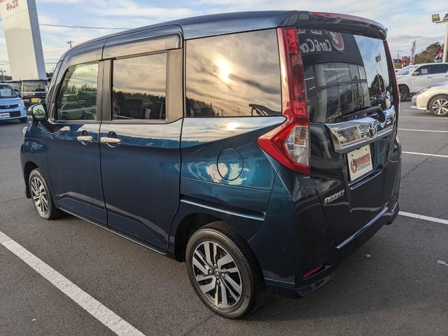 ルーミー カスタムＧ　Ｓ　純正ナビ　ＣＤ　Ｂｌｕｅｔｏｏｔｈ　フルセグＴＶ　Ｂカメラ　ＥＴＣ　両側パワースライドドア　横滑り防止　衝突被害軽減ブレーキ　前ドラレコ　ＬＥＤヘッドライト　フォグランプ　オートライト（9枚目）