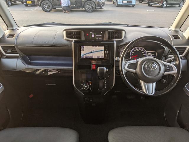 ルーミー カスタムＧ　Ｓ　純正ナビ　ＣＤ　Ｂｌｕｅｔｏｏｔｈ　フルセグＴＶ　Ｂカメラ　ＥＴＣ　両側パワースライドドア　横滑り防止　衝突被害軽減ブレーキ　前ドラレコ　ＬＥＤヘッドライト　フォグランプ　オートライト（11枚目）