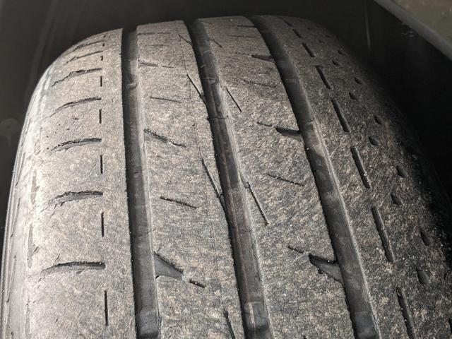 ヴォクシー ハイブリッドＺＳ　モデリスタエアロ　９インチ純正ナビ　フリップダウンモニター　両側パワースライドドア　シートヒーター　フルセグＴＢｌｕｅｔｏｏｔｈ　衝突被害軽減ブレーキ　レーンアシスト　ＬＥＤヘッドライト　フォグランプ（60枚目）