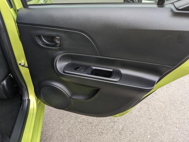 アクア Ｓ　純正ナビ　Ｂカメラ　フルセグＴＶ　ＣＤ　ＤＶＤ　横滑り防止　ＥＴＣ　スマートキー　オートライト　電動格納ミラー　ＨＩＤヘッドライト（33枚目）