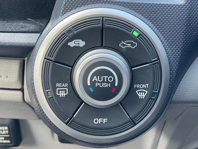 インサイト Ｌ　１年保証付　走行４２千Ｋｍ　純正ＨＤＤナビ　バックカメラ　ＥＴＣ（18枚目）