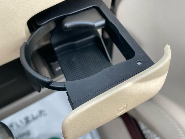 モコ E 1年保証付(40枚目)