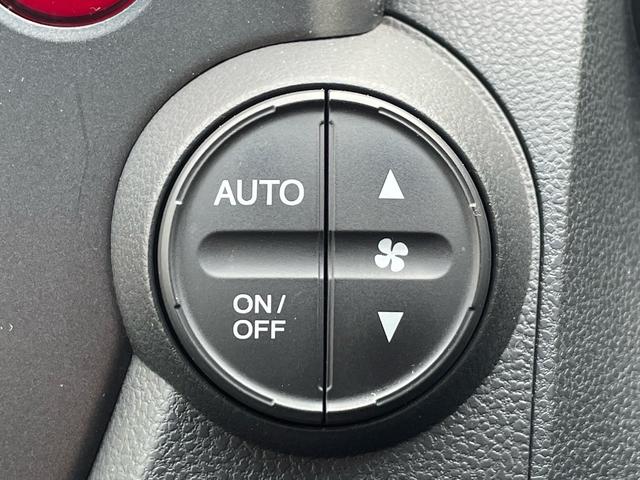 フィットハイブリッド ＲＳ　１年保証付（19枚目）