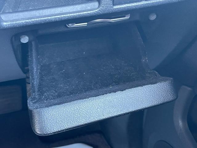 エリシオン ＧエアロＨＤＤナビスペシャルパッケージ　１年保証付（55枚目）