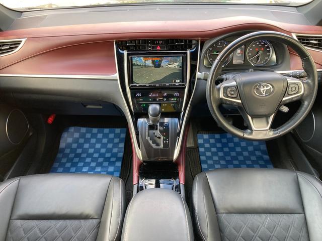 ハリアー エレガンス 衝突被害軽減ブレーキ ナビゲーション バックアイカメラ ETC 電動パーキングブレーキ スマートキー キーレスプッシュスタート フルオートエアコン パワーウィンドウ 電動格納ドアミラー(3枚目)