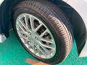 純正のアルミホイールが足元を飾ります！