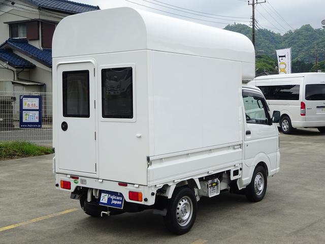 キャリイトラック 移動販売車　キッチンカー　ケータリングカー　ベース車　ベース車　左・販売窓口　後ろ・出入口ドア　バンク部収納あり　クッションフロア　カスタムベース車　４ナンバー（25枚目）