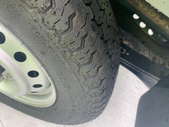 4WD KC ABS/エアバッグ 運転席/エアバッグ 助手席/パワーステアリング/禁煙車/4WD/マニュアルエアコン/定期点検記録簿/取扱説明書・保証書/ユーザー買取車/最大積載量350kg/アクセサリーソケット(29枚目)
