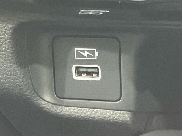 ヴェゼル eHEV X 新品タイヤ/保証書/純正 9インチ SDナビ/ホンダセンシング/車線逸脱防止支援システム/ドライブレコーダー 純正/ヘッドランプ LED/Bluetooth接続/ETC/EBD付ABS バックカメラ(43枚目)