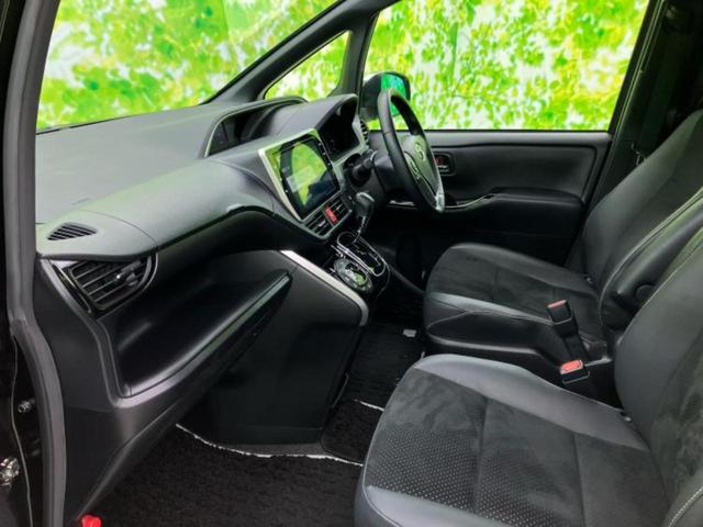 ヴォクシー ＺＳキラメキ３　新品タイヤ／保証書／純正　１０インチ　メモリーナビ／フリップダウンモニター　純正　１２．１インチ／トヨタセーフティセンス／両側電動スライドドア／車線逸脱防止支援システム　衝突被害軽減システム　ドラレコ（5枚目）