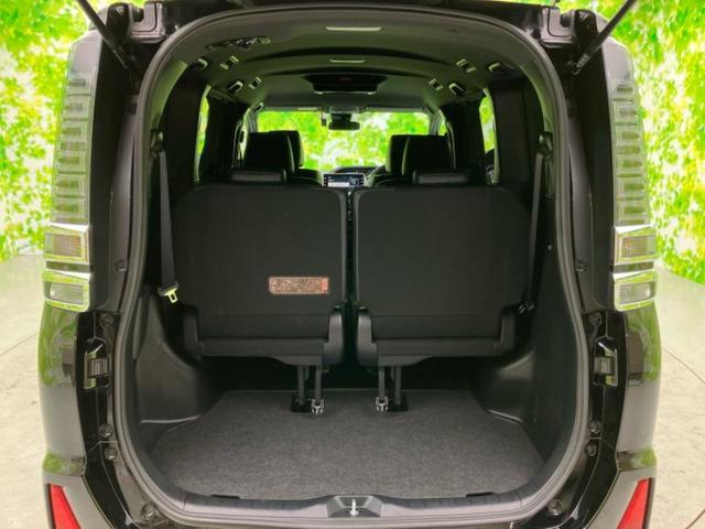 ヴォクシー ＺＳキラメキ３　新品タイヤ／保証書／純正　１０インチ　メモリーナビ／フリップダウンモニター　純正　１２．１インチ／トヨタセーフティセンス／両側電動スライドドア／車線逸脱防止支援システム　衝突被害軽減システム　ドラレコ（19枚目）