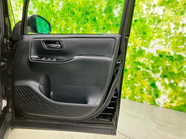 ヴォクシー ＺＳキラメキ３　新品タイヤ／保証書／純正　１０インチ　メモリーナビ／フリップダウンモニター　純正　１２．１インチ／トヨタセーフティセンス／両側電動スライドドア／車線逸脱防止支援システム　衝突被害軽減システム　ドラレコ（22枚目）