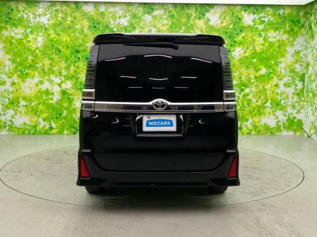 ヴォクシー ＺＳキラメキ３　新品タイヤ／保証書／純正　１０インチ　メモリーナビ／フリップダウンモニター　純正　１２．１インチ／トヨタセーフティセンス／両側電動スライドドア／車線逸脱防止支援システム　衝突被害軽減システム　ドラレコ（44枚目）