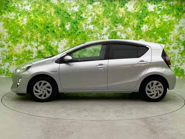 アクア Ｇ　新品タイヤ／純正　ＳＤナビ／シートヒーター　前席／Ｂｌｕｅｔｏｏｔｈ接続／ＥＴＣ／ＥＢＤ付ＡＢＳ／横滑り防止装置／クルーズコントロール／バックモニター／ワンセグＴＶ／衝突安全ボディ／パワーウインドウ（2枚目）