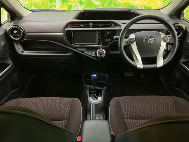 アクア Ｇ　新品タイヤ／純正　ＳＤナビ／シートヒーター　前席／Ｂｌｕｅｔｏｏｔｈ接続／ＥＴＣ／ＥＢＤ付ＡＢＳ／横滑り防止装置／クルーズコントロール／バックモニター／ワンセグＴＶ／衝突安全ボディ／パワーウインドウ（4枚目）