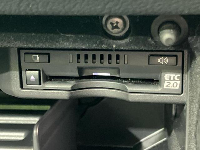 ＩＳ ＩＳ３５０Ｆスポーツモードブラック　サンルーフ／マークレビンソン／保証書／純正　ＳＤナビ／プリクラッシュセーフティ／エアーシート　前席／パノラミックビューモニター／車線逸脱防止支援システム／シート　合皮／ドライブレコーダー　社外（24枚目）