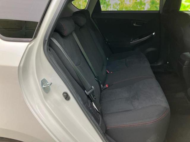 プリウス ＳツーリングセレクションＧｓ　保証書／社外　８インチ　ＳＤナビ／ヘッドランプ　ＨＩＤ／ＥＴＣ／ＥＢＤ付ＡＢＳ／横滑り防止装置／アイドリングストップ／フルセグＴＶ／エアバッグ　運転席／エアバッグ　助手席／エアバッグ　サイド（7枚目）