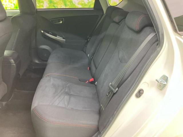 プリウス ＳツーリングセレクションＧｓ　保証書／社外　８インチ　ＳＤナビ／ヘッドランプ　ＨＩＤ／ＥＴＣ／ＥＢＤ付ＡＢＳ／横滑り防止装置／アイドリングストップ／フルセグＴＶ／エアバッグ　運転席／エアバッグ　助手席／エアバッグ　サイド（8枚目）