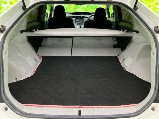 プリウス ＳツーリングセレクションＧｓ　保証書／社外　８インチ　ＳＤナビ／ヘッドランプ　ＨＩＤ／ＥＴＣ／ＥＢＤ付ＡＢＳ／横滑り防止装置／アイドリングストップ／フルセグＴＶ／エアバッグ　運転席／エアバッグ　助手席／エアバッグ　サイド（20枚目）