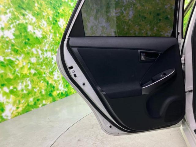 プリウス ＳツーリングセレクションＧｓ　保証書／社外　８インチ　ＳＤナビ／ヘッドランプ　ＨＩＤ／ＥＴＣ／ＥＢＤ付ＡＢＳ／横滑り防止装置／アイドリングストップ／フルセグＴＶ／エアバッグ　運転席／エアバッグ　助手席／エアバッグ　サイド（23枚目）