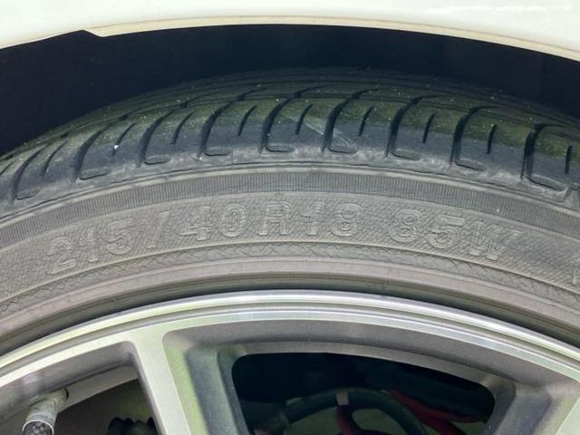 プリウス ＳツーリングセレクションＧｓ　保証書／社外　８インチ　ＳＤナビ／ヘッドランプ　ＨＩＤ／ＥＴＣ／ＥＢＤ付ＡＢＳ／横滑り防止装置／アイドリングストップ／フルセグＴＶ／エアバッグ　運転席／エアバッグ　助手席／エアバッグ　サイド（50枚目）