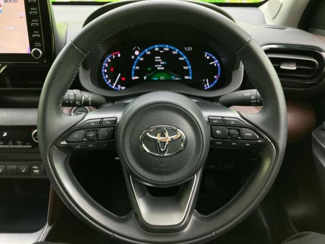 ヤリスクロス Z 新品タイヤ/ディスプレイオーディオ+ナビ/衝突安全装置/シートヒーター/車線逸脱防止支援システム/シート ハーフレザー/ヘッドランプ LED/ETC/EBD付ABS/横滑り防止装置 バックカメラ(12枚目)