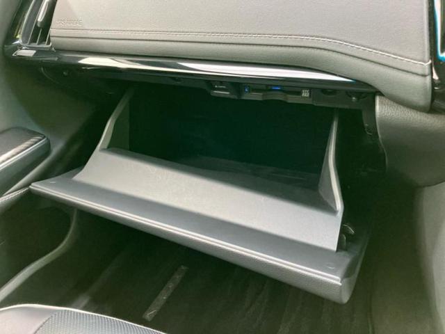 クラウンハイブリッド ＲＳアドバンス　新品タイヤ／モデリスタエアロ／保証書／純正　８インチ　メモリーナビ／デジタルインナーミラー／トヨタセーフティセンス／エアーシート　前席／パノラミックビューモニター／車線逸脱防止支援システム　フルエアロ（33枚目）