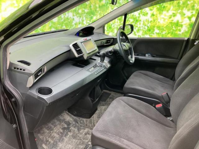 フリード Gジャストセレクション 新品タイヤ/社外 SDナビ/両側電動スライドドア/ヘッドランプ HID/ETC/EBD付ABS/DVD/エアバッグ 運転席/エアバッグ 助手席/パワーウインドウ/Hondaスマートキー DVD再生(6枚目)