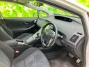 プリウス ＳツーリングセレクションＧｓ　保証書／社外　８インチ　ＳＤナビ／ヘッドランプ　ＨＩＤ／ＥＴＣ／ＥＢＤ付ＡＢＳ／横滑り防止装置／アイドリングストップ／フルセグＴＶ／エアバッグ　運転席／エアバッグ　助手席／エアバッグ　サイド（5枚目）