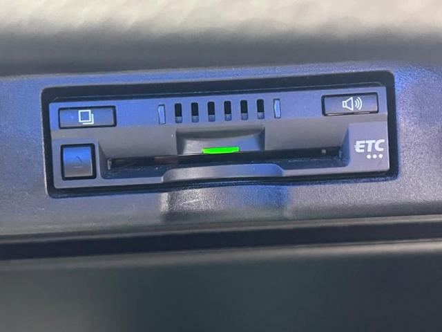 プレミアム 純正 9インチ メモリーナビ/サンルーフ/車線逸脱防止支援システム/電動バックドア/ヘッドランプ LED/ETC/EBD付ABS/横滑り防止装置/アイドリングストップ/フルセグTV LEDヘッドランプ(13枚目)