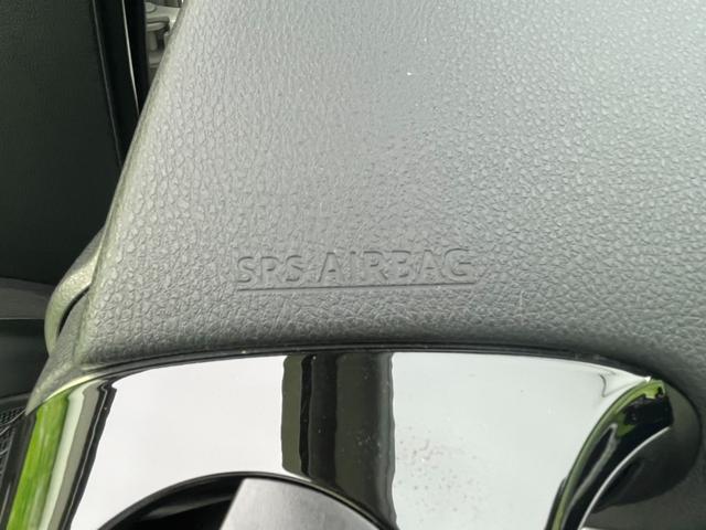 Sツーリングセレクション 社外 9インチ メモリーナビ/衝突安全装置/車線逸脱防止支援システム/ヘッドランプ LED/ETC/EBD付ABS/横滑り防止装置/アイドリングストップ/クルーズコントロール/フルセグTV 記録簿(20枚目)