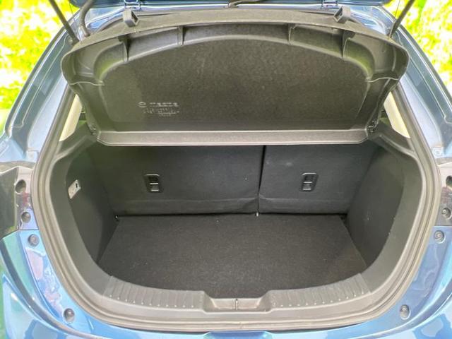 4WD XDプロアクティブSパッケージ 純正 メモリーナビ/衝突安全装置/車線逸脱防止支援システム/パーキングアシスト バックガイド/ヘッドランプ LED/ETC/EBD付ABS/横滑り防止装置/アイドリングストップ 衝突被害軽減システム(8枚目)